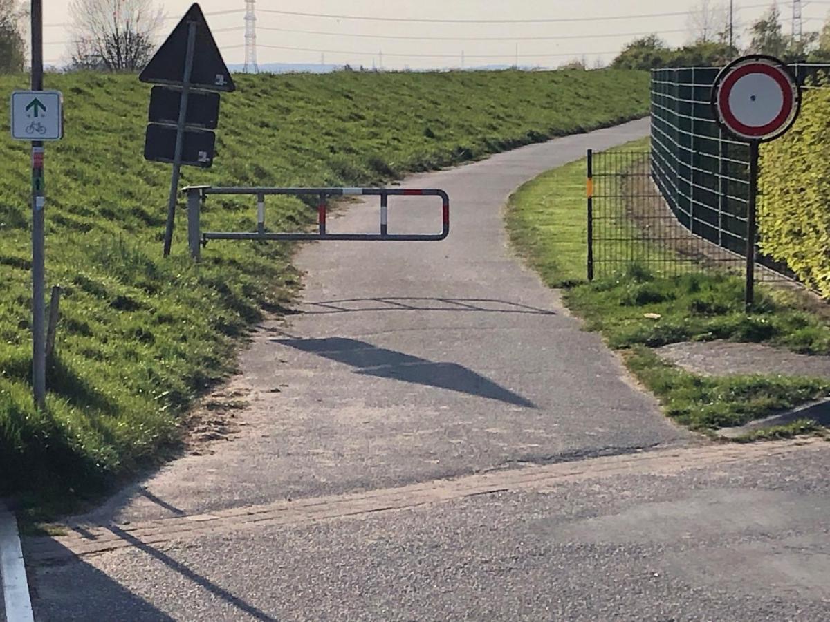 Wohnen Im Alten Land Grünendeich Esterno foto