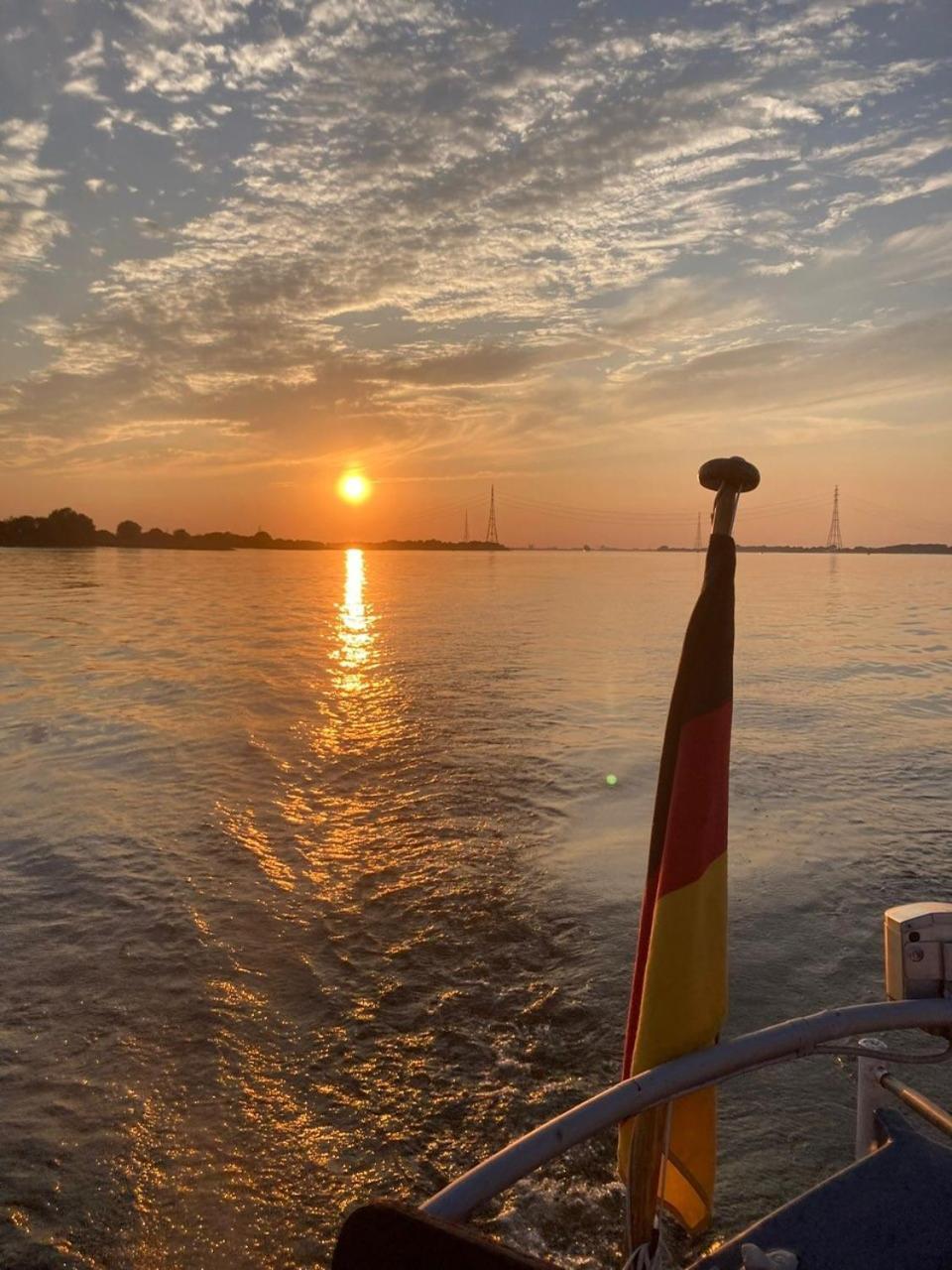 Wohnen Im Alten Land Grünendeich Esterno foto